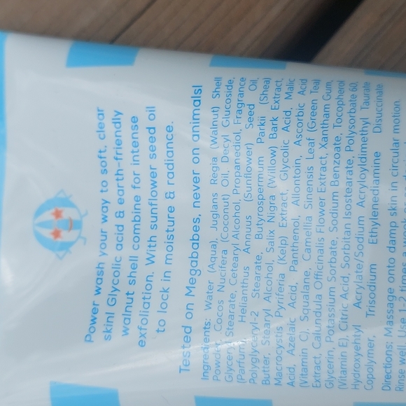 Beachy Body Scrub - Picture 3 of 4